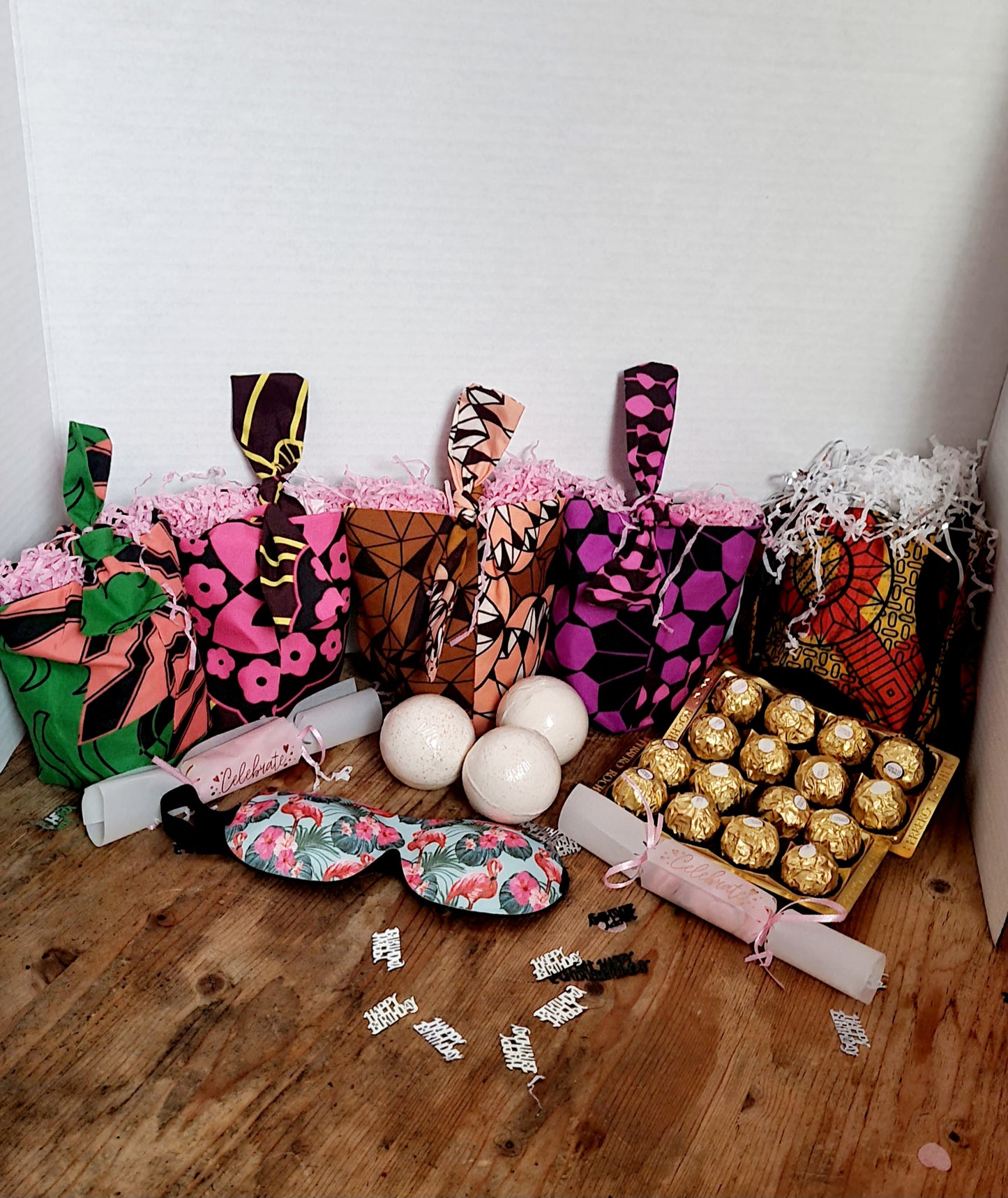 Knot Tie (Gift) Bag (S) - African Wax Print Fabric