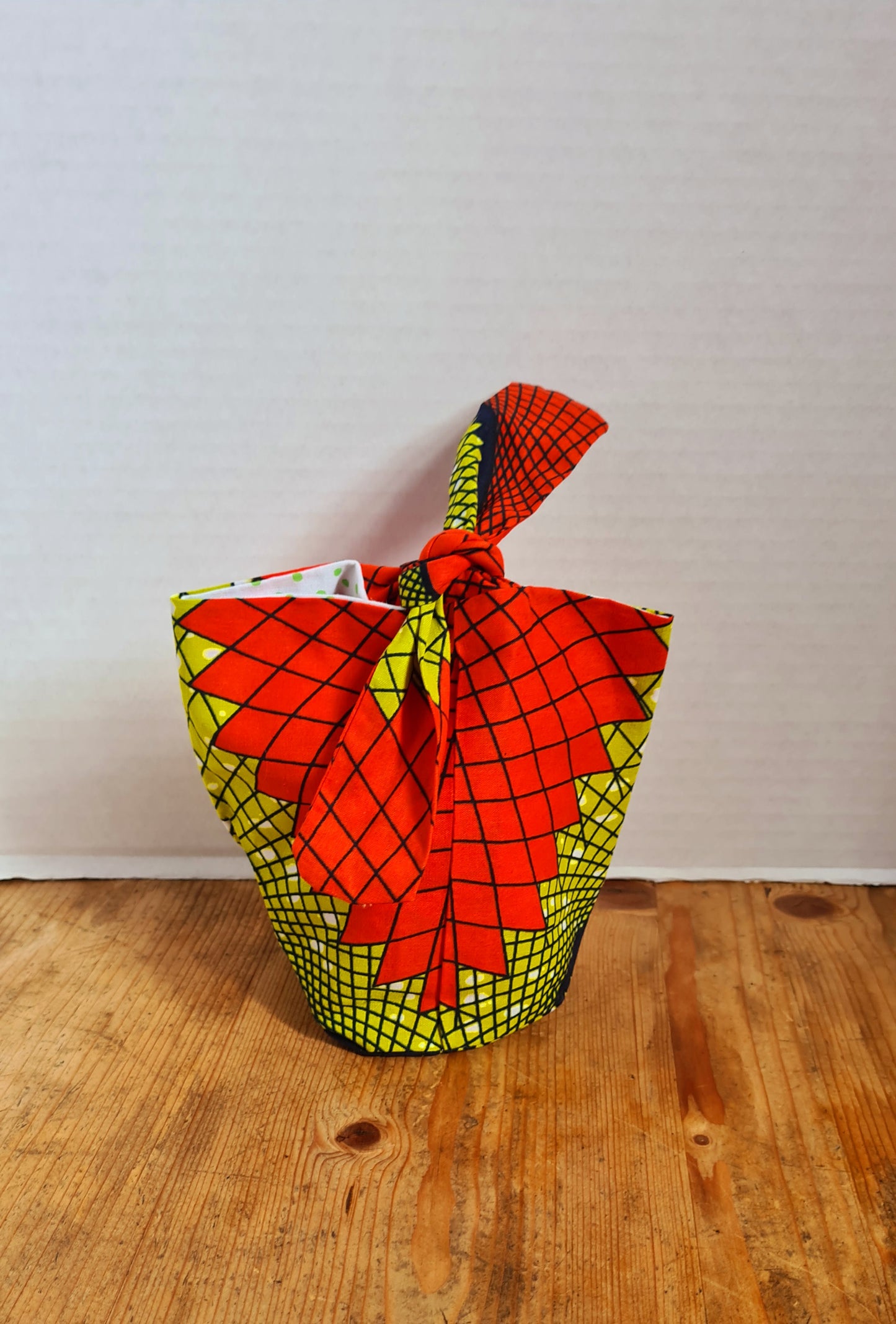 Knot Tie (Gift) Bag (S) - African Wax Print Fabric