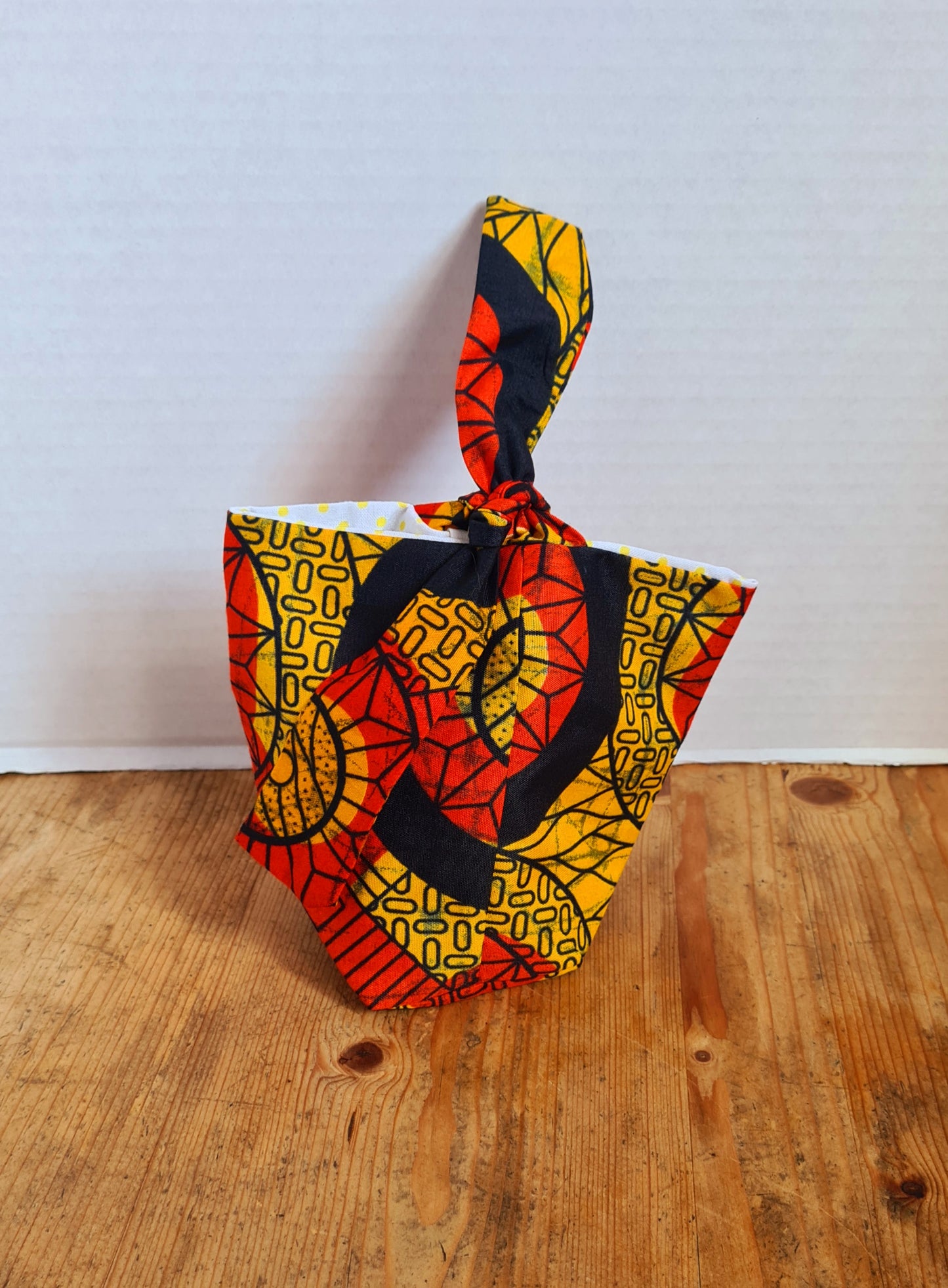 Knot Tie (Gift) Bag (S) - African Wax Print Fabric
