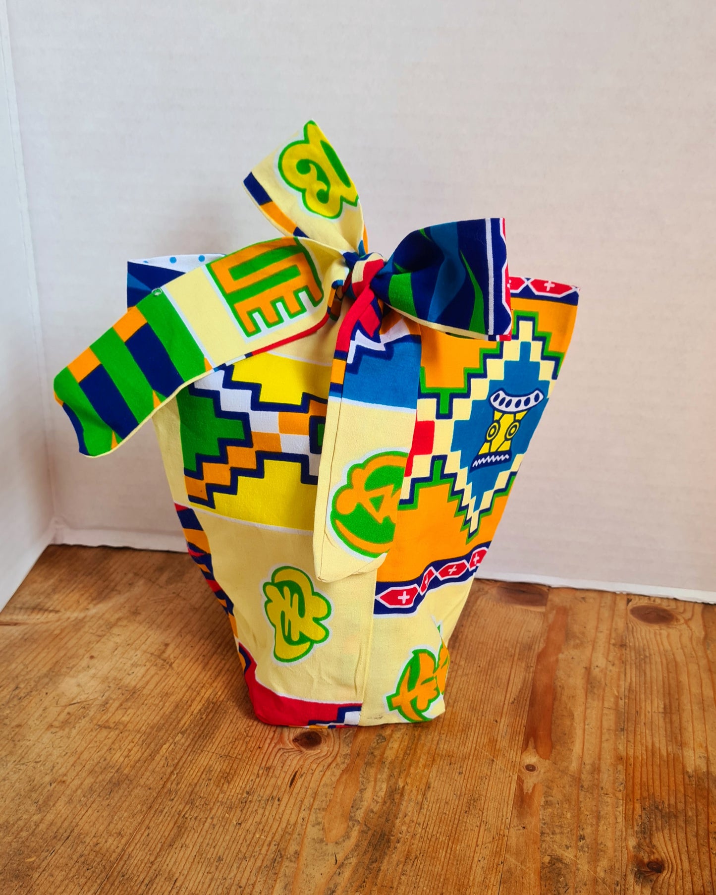 Big Bow (Gift) Bag (XL) - African Wax Print Fabric